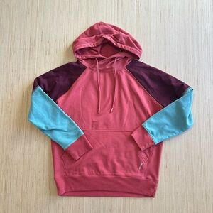 Ascend Women’s Pullover Hoodie